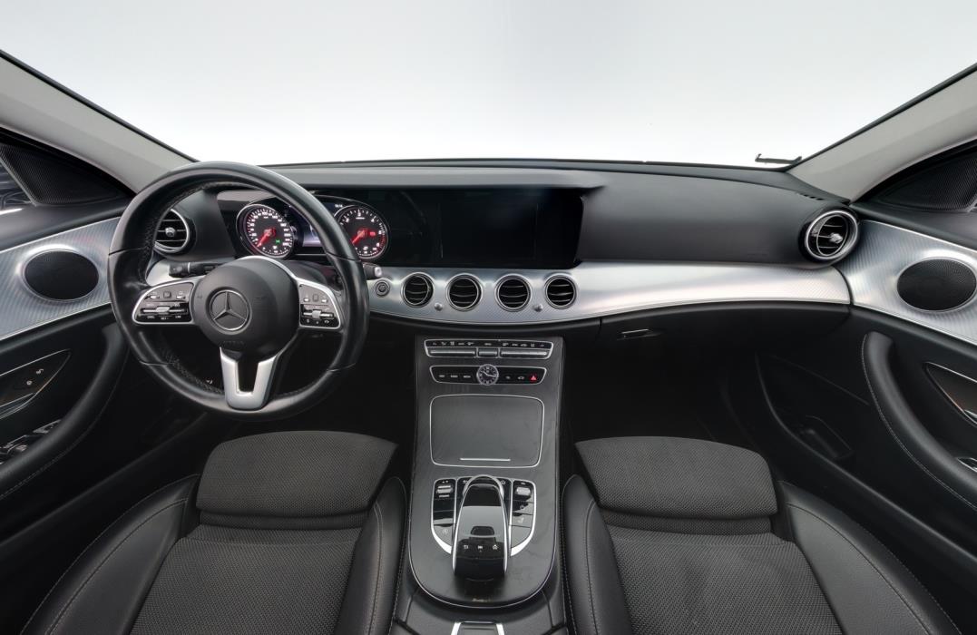 MERCEDES-BENZ E 2019