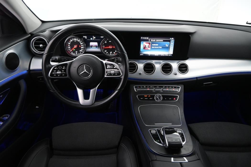 MERCEDES-BENZ E 2019