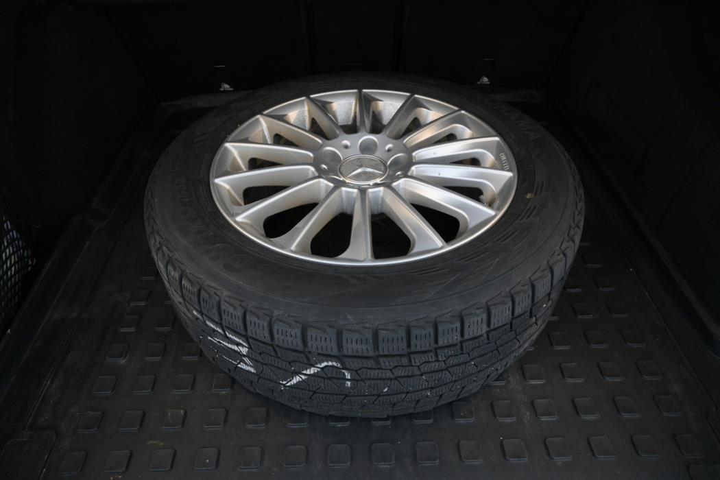 MERCEDES-BENZ E 2019