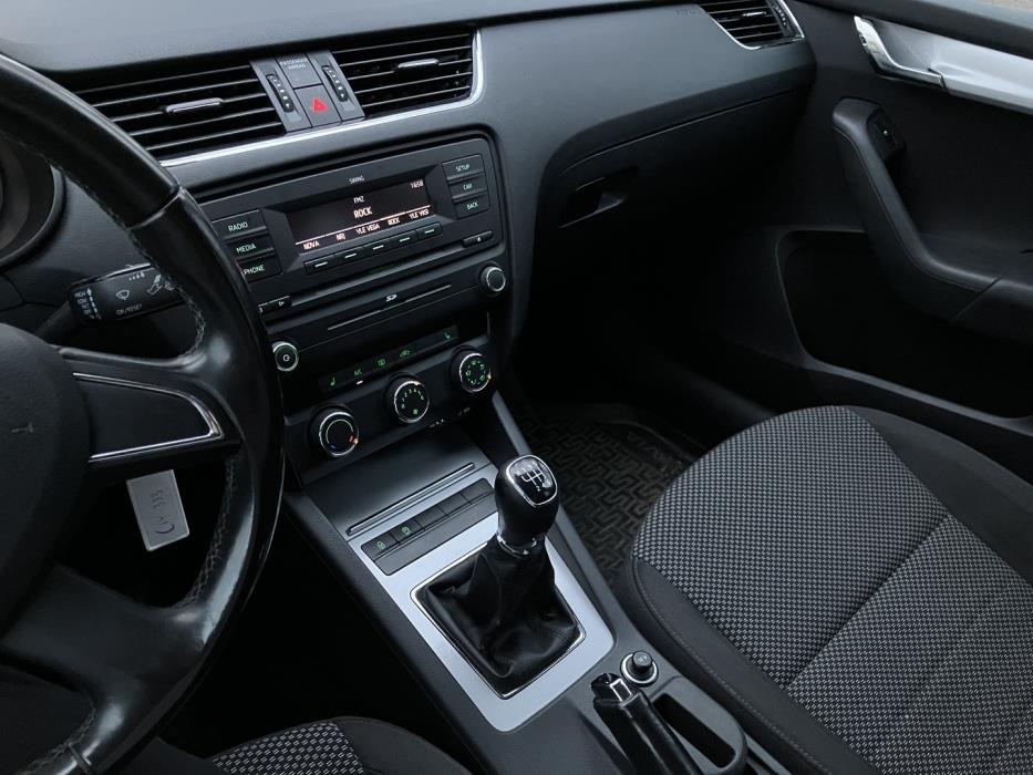 SKODA Octavia 2014