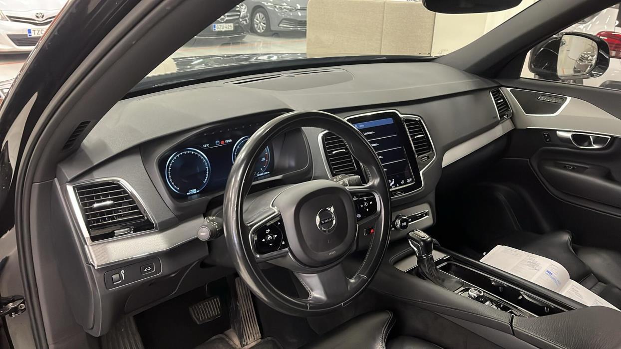VOLVO XC90 2017