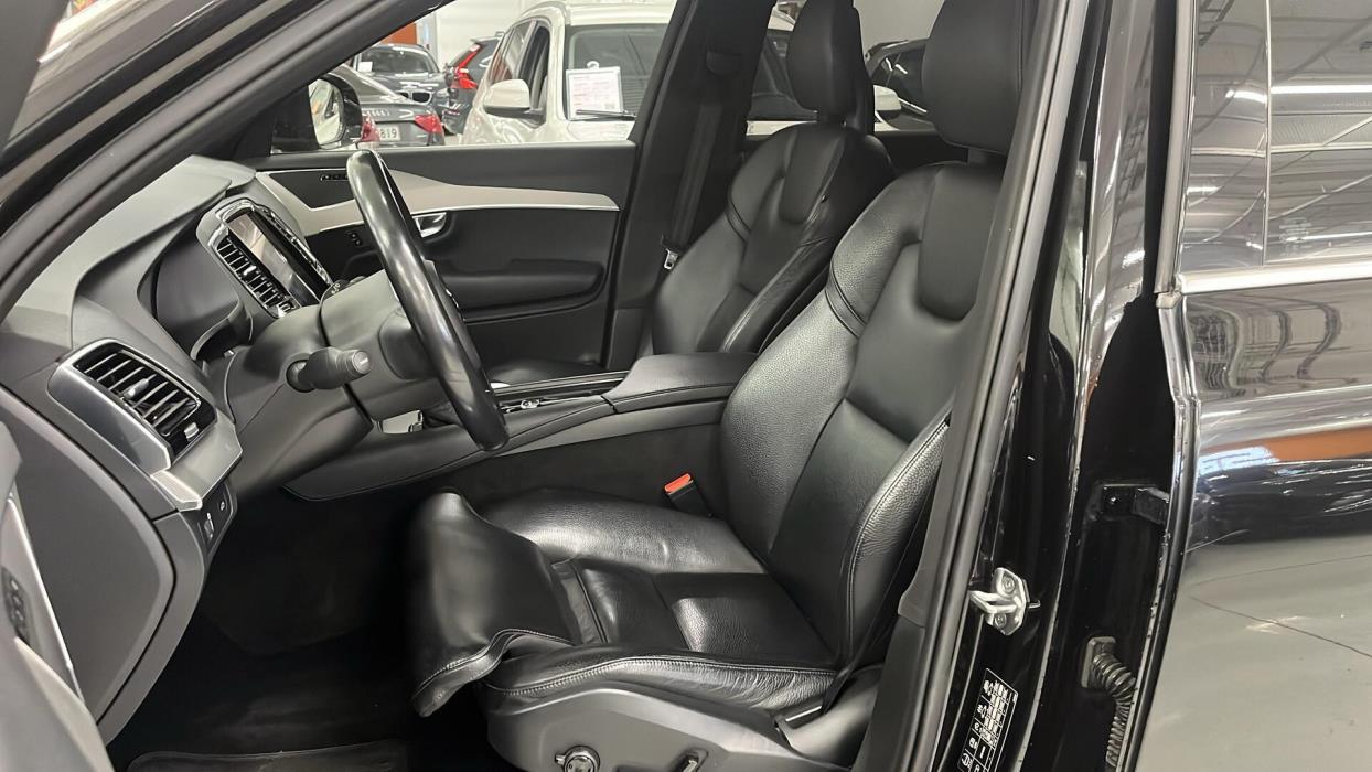 VOLVO XC90 2017