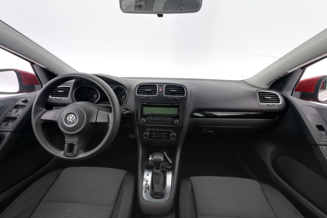 VOLKSWAGEN Golf 2009