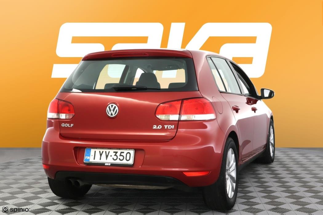 VOLKSWAGEN Golf 2009