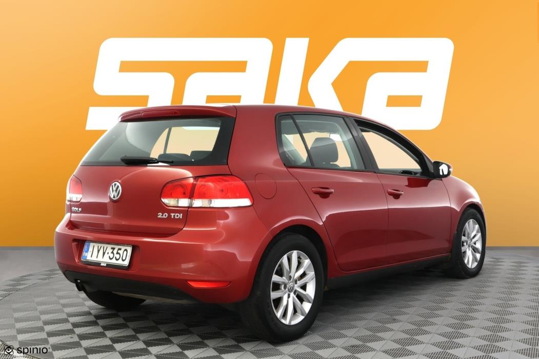 VOLKSWAGEN Golf 2009