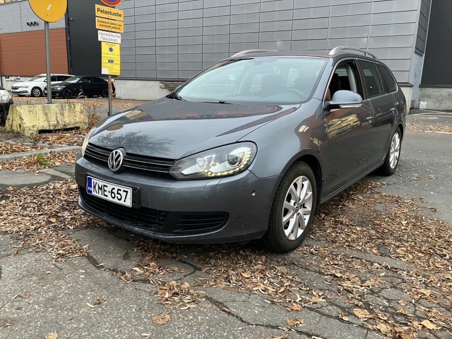 VOLKSWAGEN Golf 2013