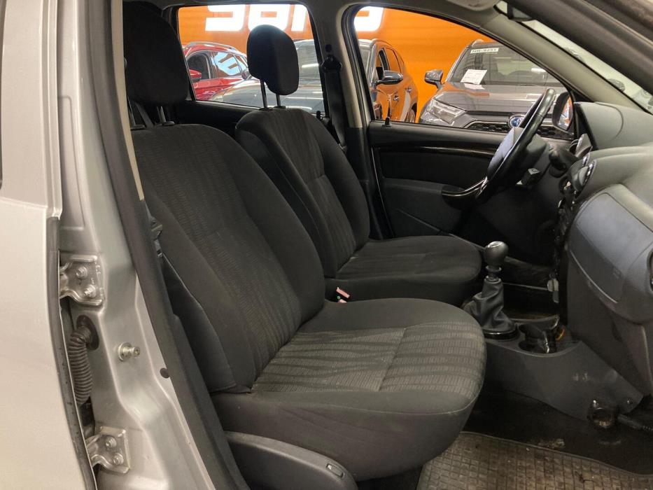 DACIA Duster 2011