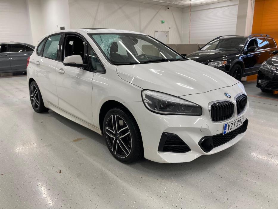 BMW 225 2019