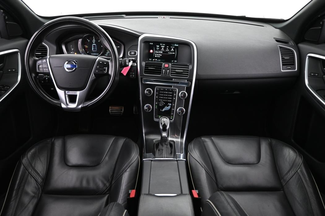 VOLVO XC60 2016
