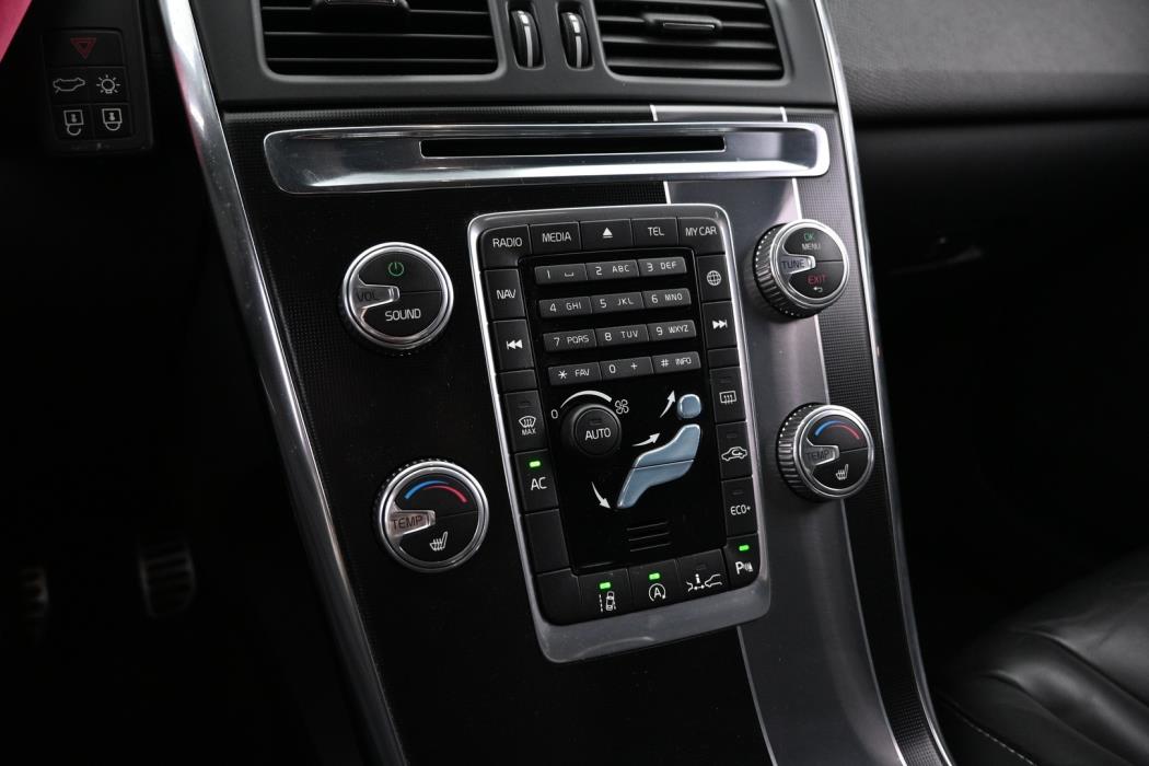 VOLVO XC60 2016
