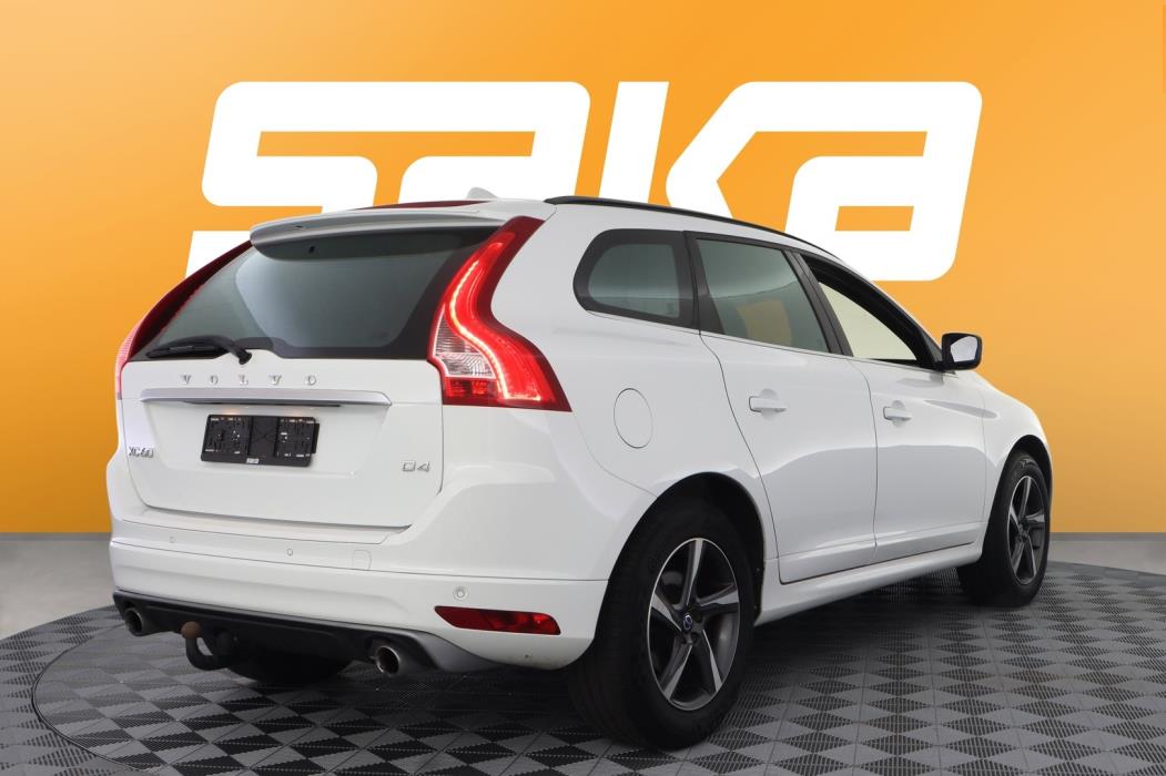 VOLVO XC60 2016