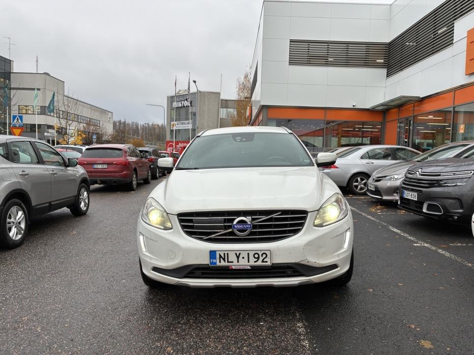 VOLVO XC60 2017