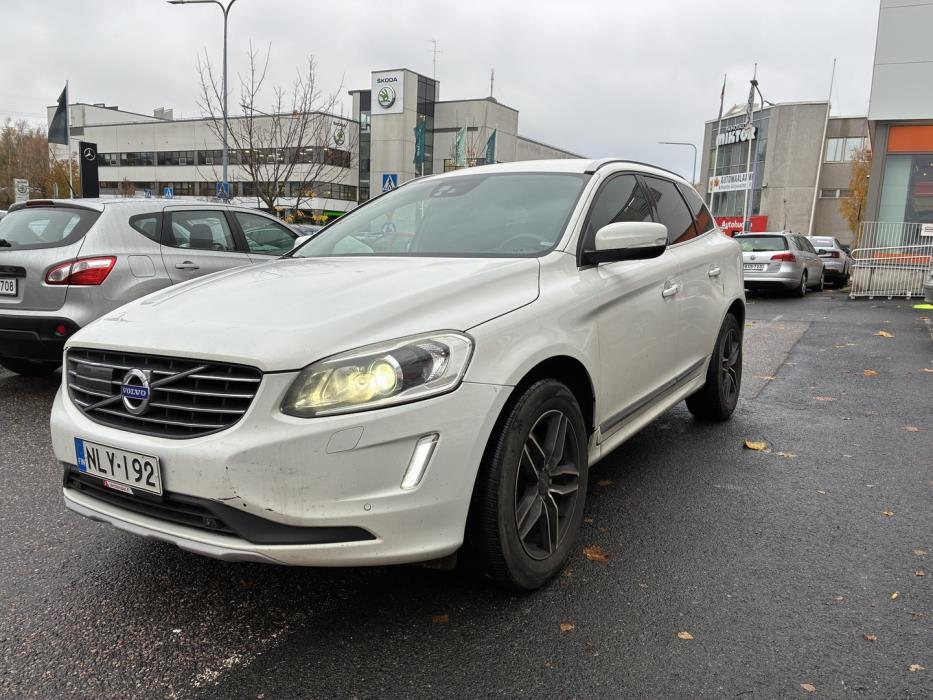 VOLVO XC60 2017