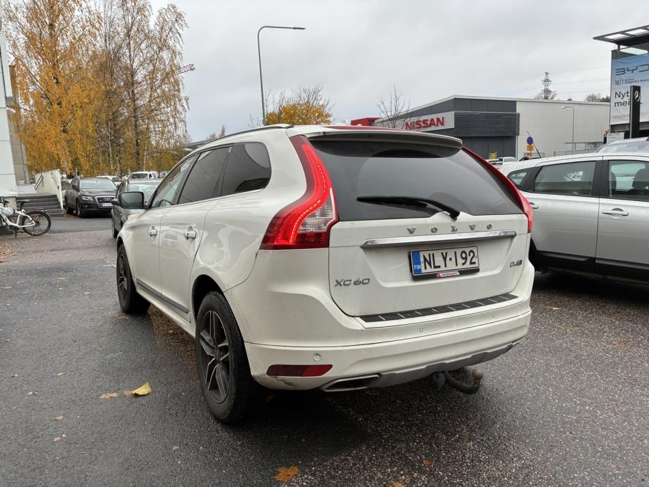 VOLVO XC60 2017