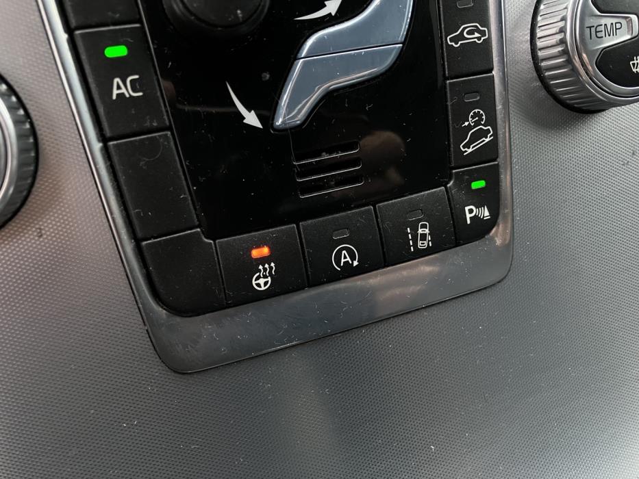 VOLVO XC60 2017