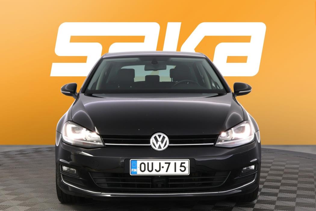 VOLKSWAGEN Golf 2014