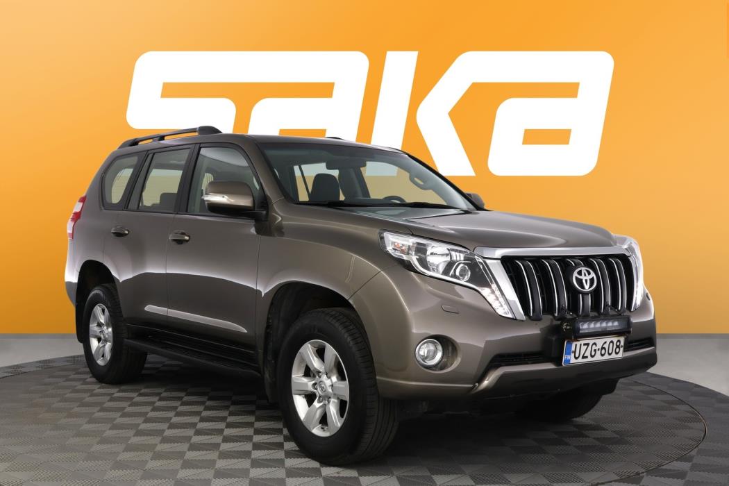 TOYOTA Land Cruiser 2016