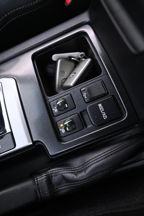 TOYOTA Land Cruiser 2016
