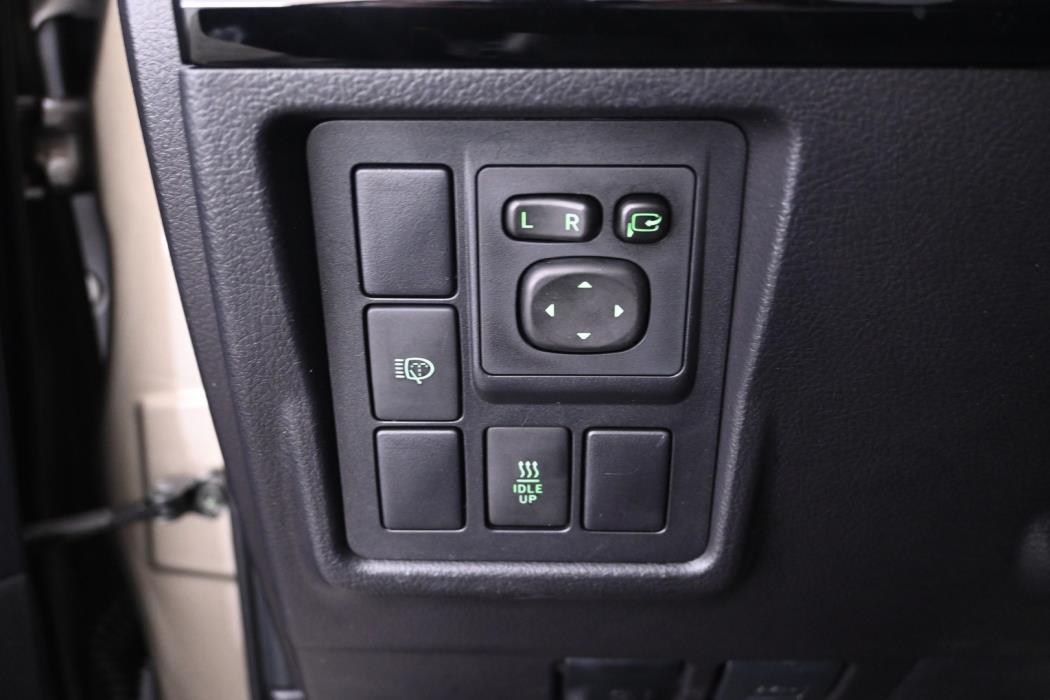 TOYOTA Land Cruiser 2016