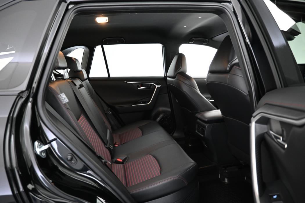 TOYOTA RAV4 Plug-in 2021
