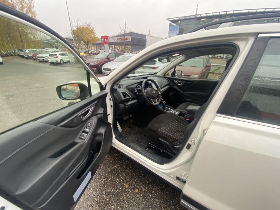 SUBARU Forester 2021
