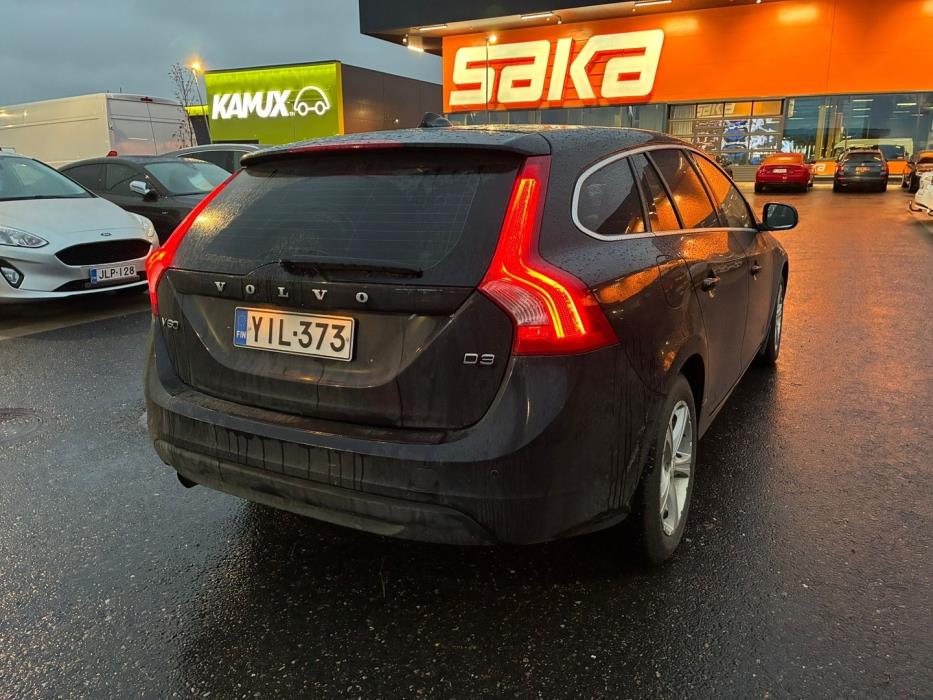 VOLVO V60 2012