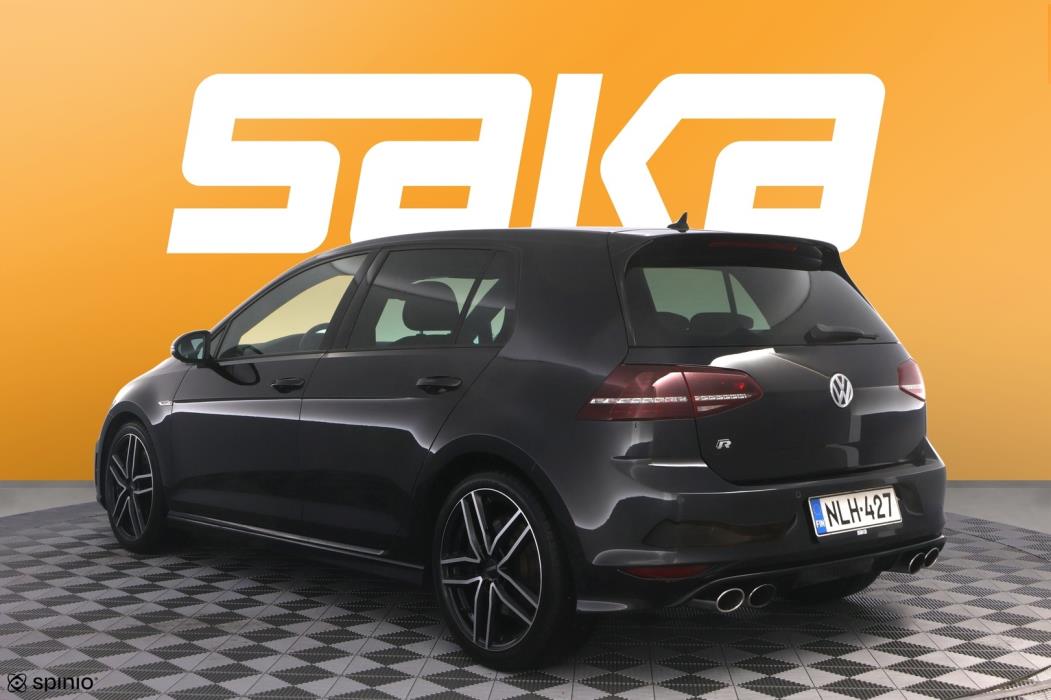 VOLKSWAGEN Golf 2015