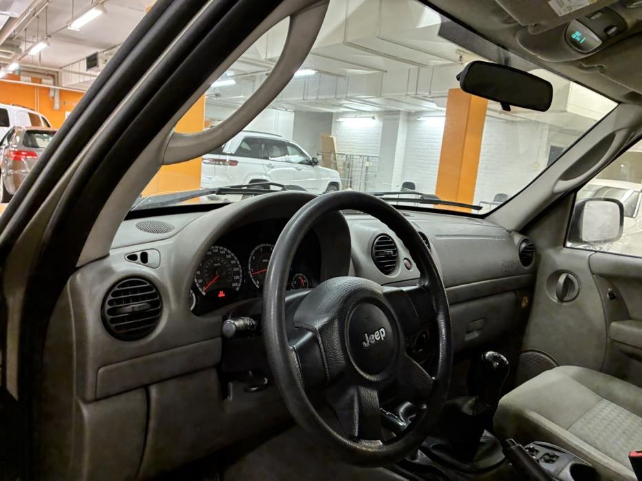 JEEP Cherokee 2006