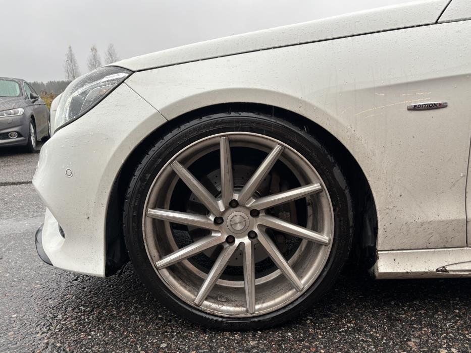 MERCEDES-BENZ E 2016