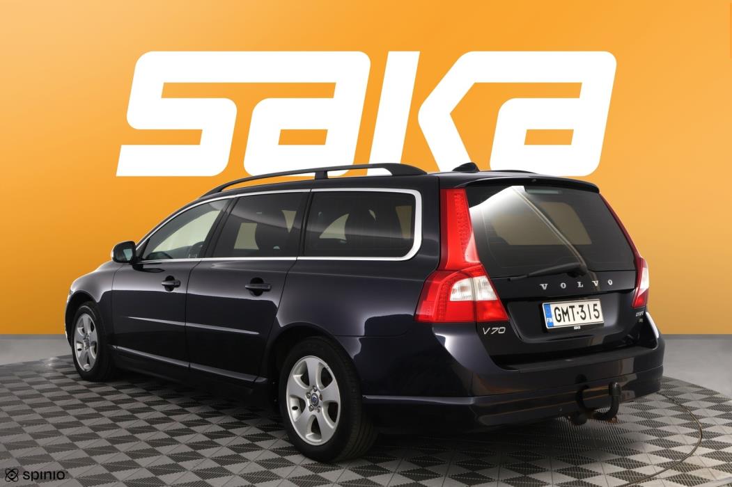 VOLVO V70 2010