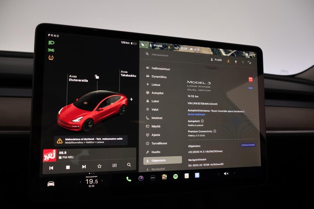 TESLA Model 3 2021