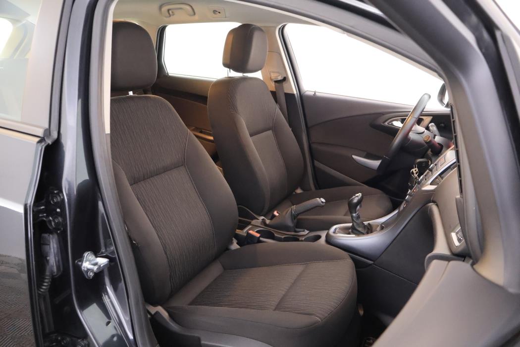 OPEL Astra 2014