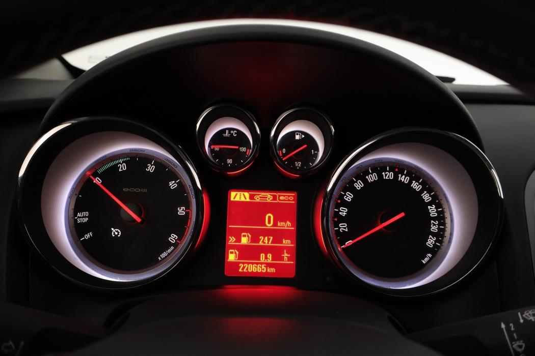 OPEL Astra 2014