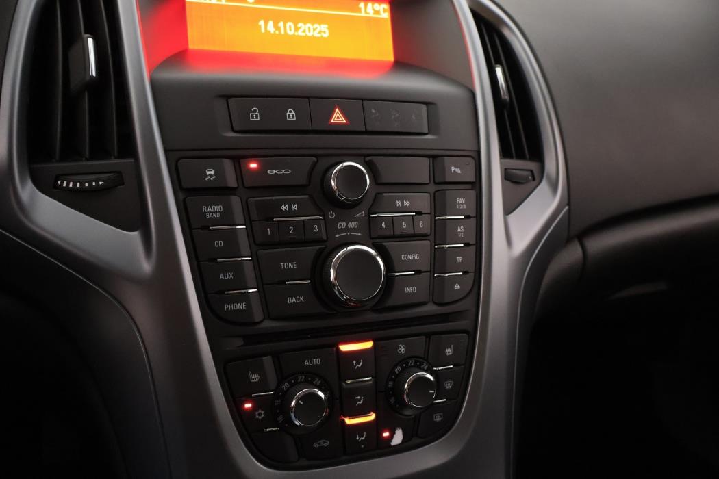 OPEL Astra 2014