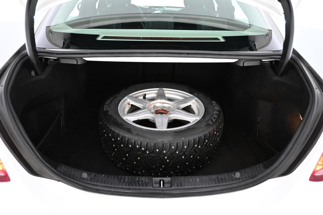 MERCEDES-BENZ C 2018