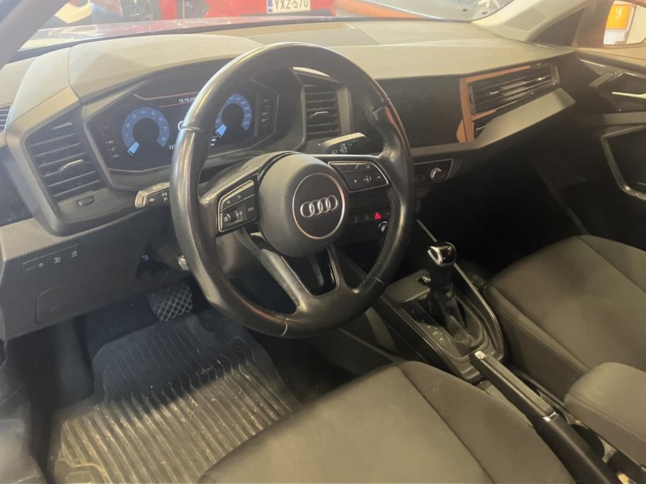 AUDI A1 2021