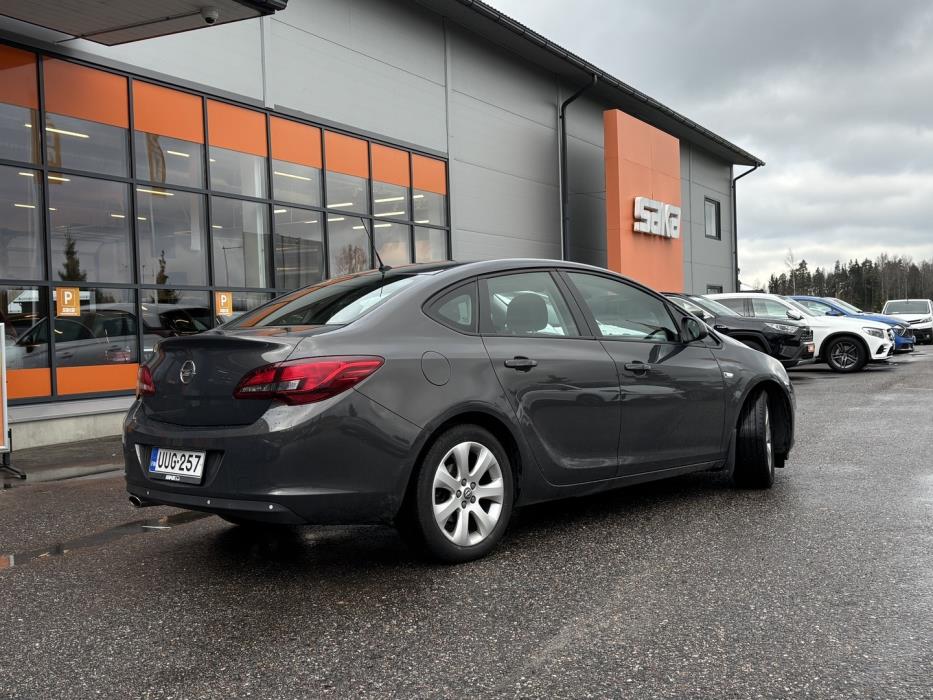 OPEL Astra 2013