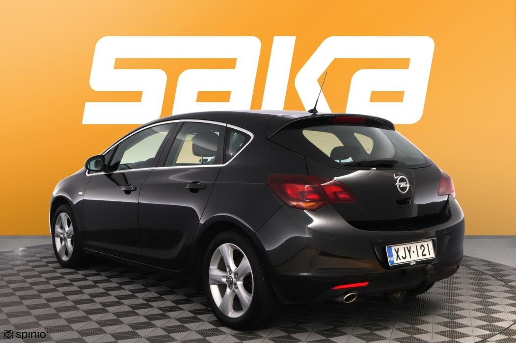 OPEL Astra 2012