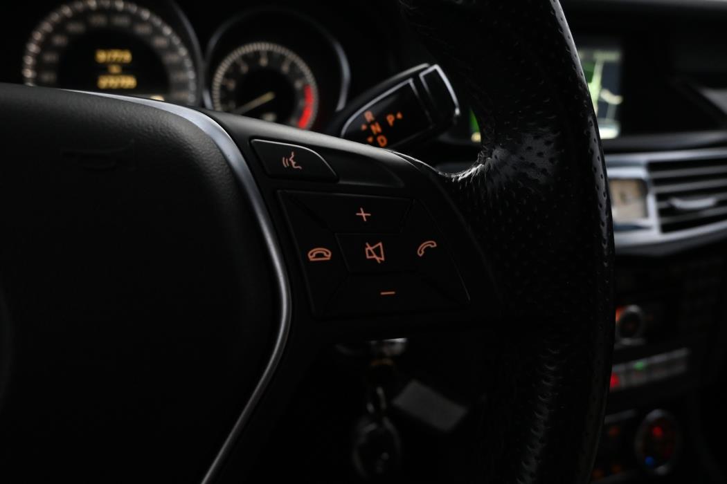 MERCEDES-BENZ CLS 2011