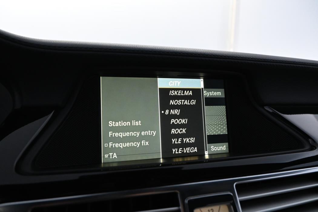 MERCEDES-BENZ CLS 2011