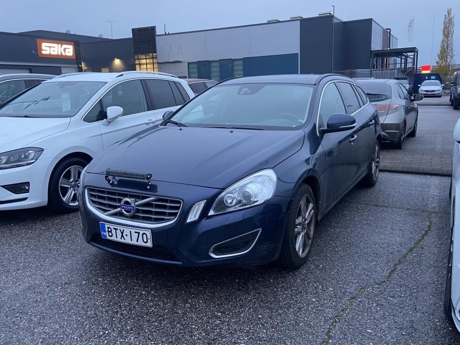 VOLVO V60 2013