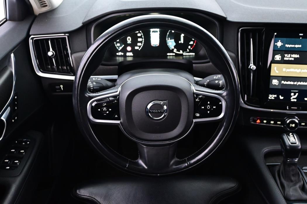VOLVO V90 Cross Country 2017