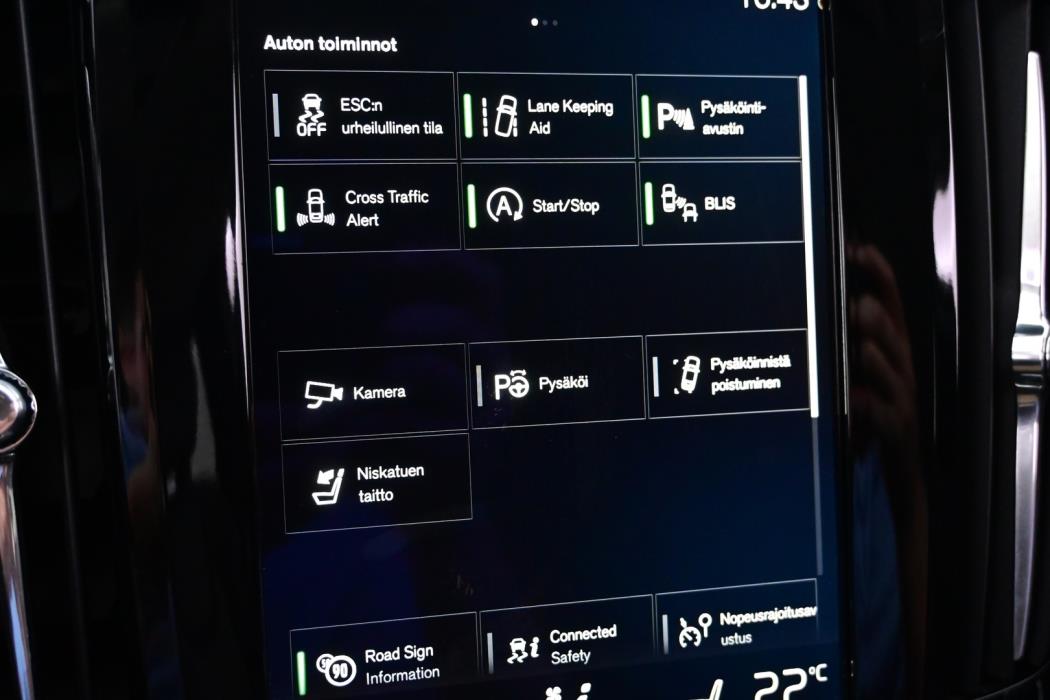 VOLVO V90 Cross Country 2017