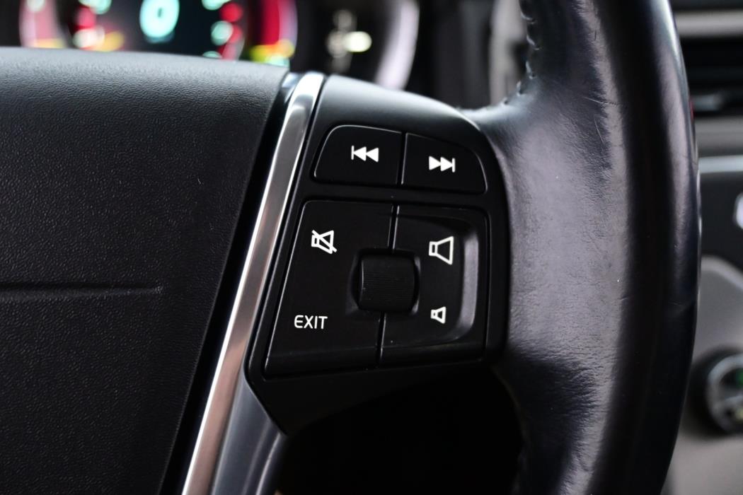 VOLVO V70 2014