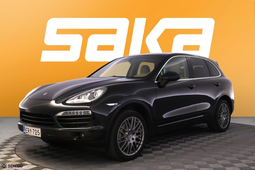 PORSCHE Cayenne 2012