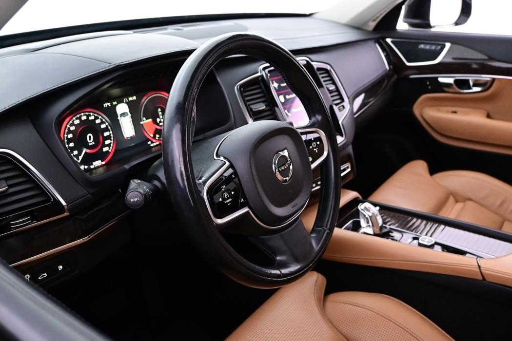 VOLVO XC90 2016