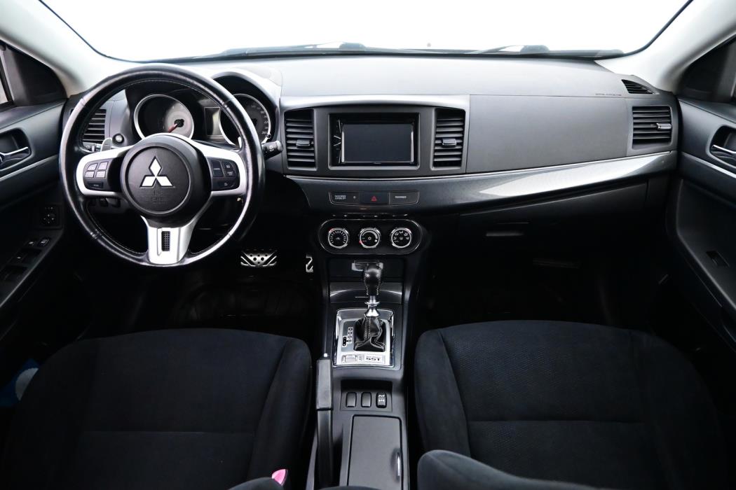 MITSUBISHI Lancer 2010