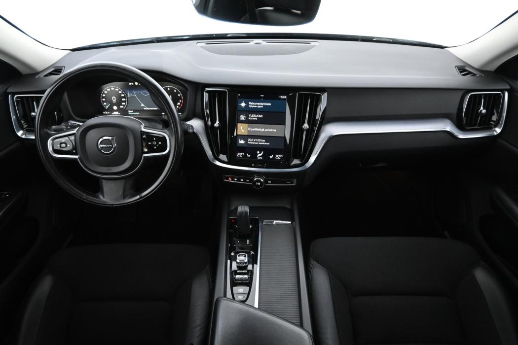 VOLVO V60 2021