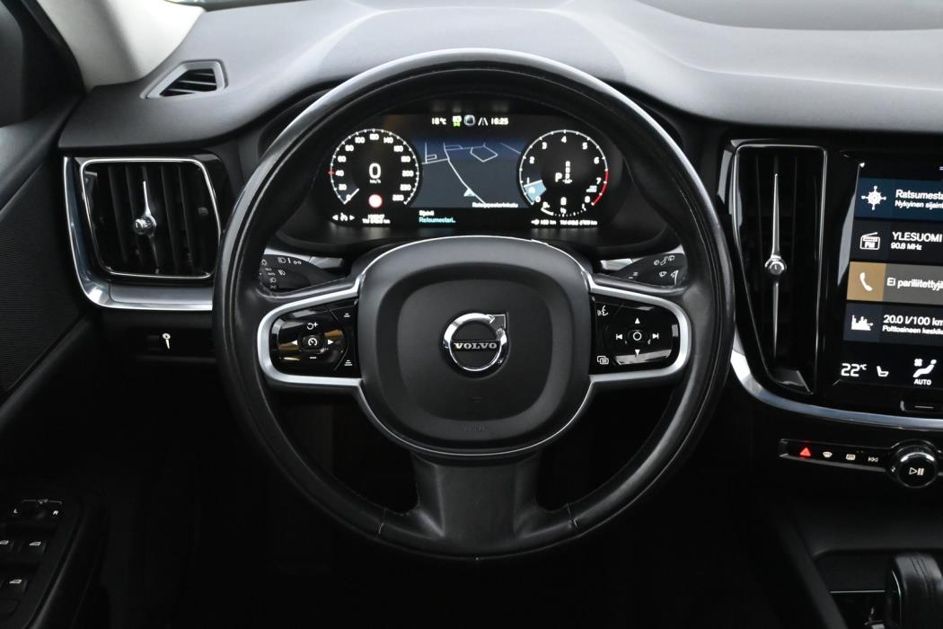 VOLVO V60 2021