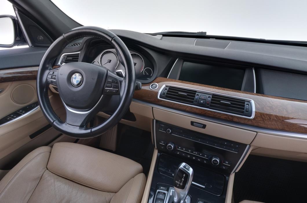 BMW 530 2010